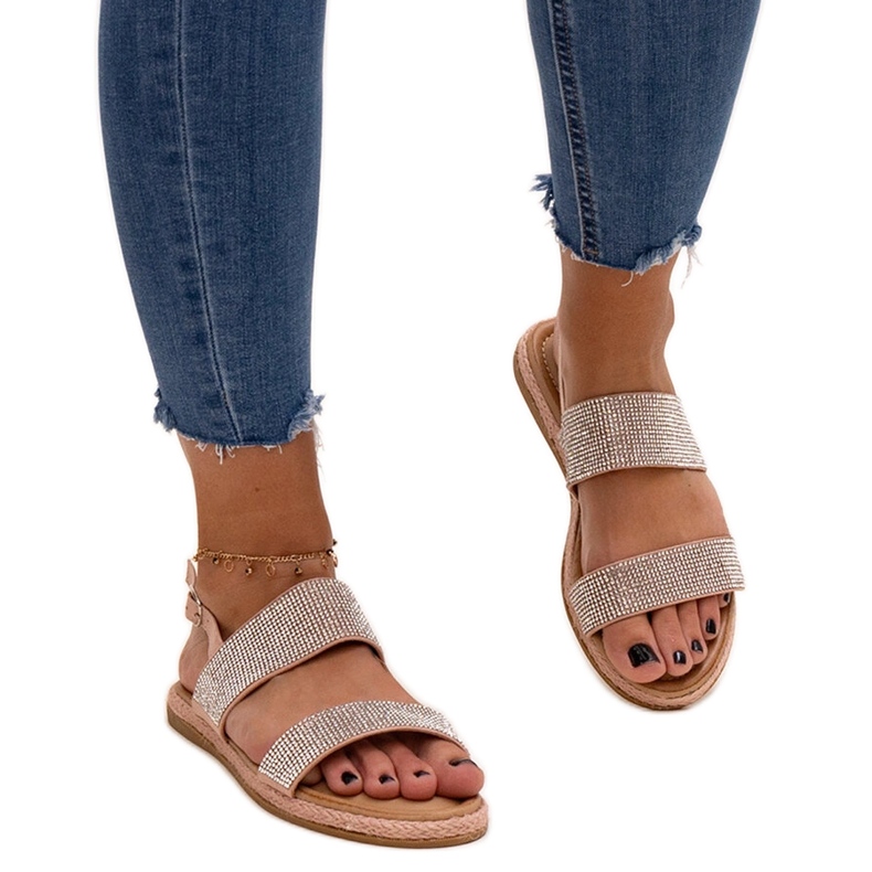 Rosa Sandalen verziert mit Carvalia-Strasssteinen