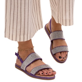 Lila Sandalen, verziert mit Carvalia-Zirkonen