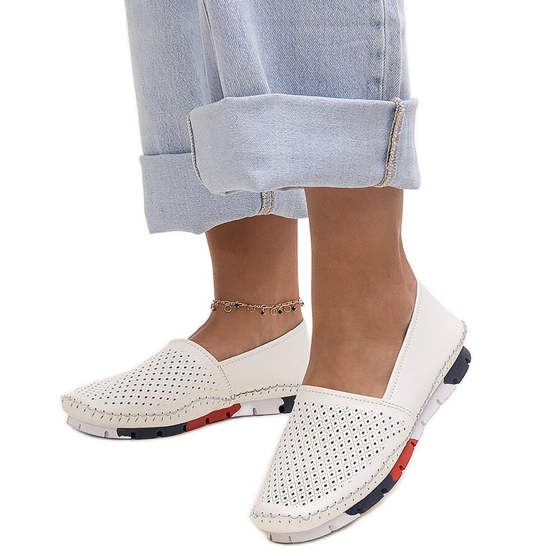 Evento Weiße durchbrochene Lederschuhe von Wendel