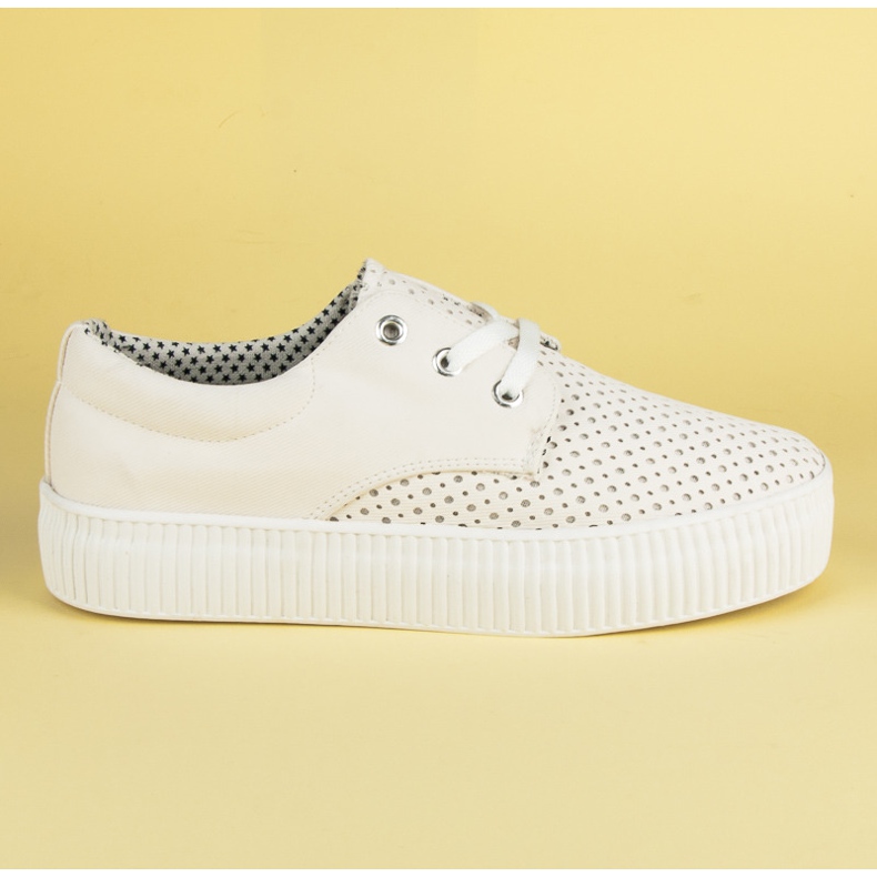 Kylie Durchbrochene Turnschuhe auf der Plattform weiß
