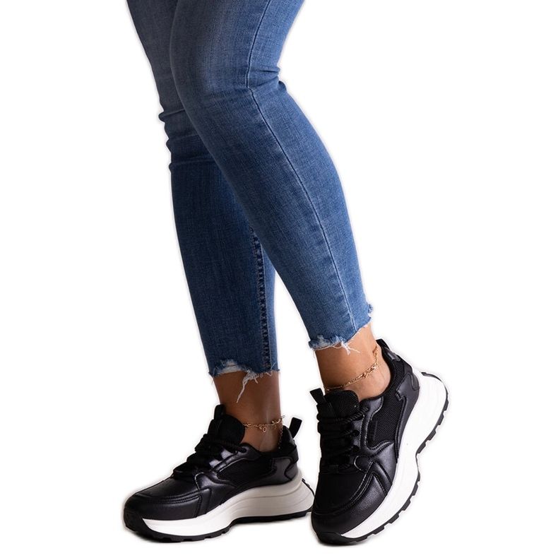 Schwarze Big Star-Sneaker NN274A106 906