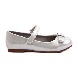 Glänzende Ballerinas für Kinder mit silberner Fiorelle-Klettschleife silber-