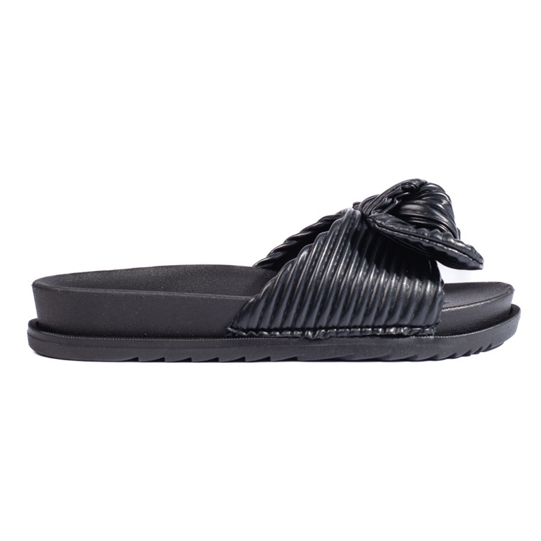 Schwarze Flip-Flops mit dicker Sohle