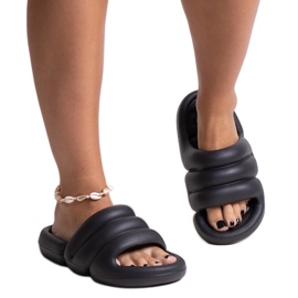 Schwarze Hausschuhe aus Haile-Schaum