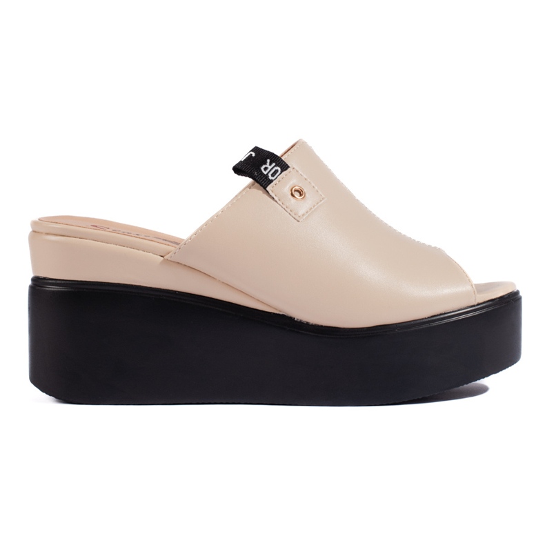 Beige Keilpantoffeln