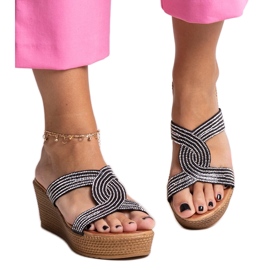 Schwarze Keilpantoletten mit Antuanet-Strasssteinen