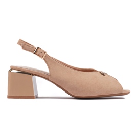 Elegante beige Wildleder-Sandalen mit hohen Absätzen