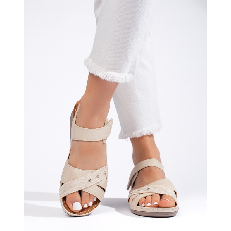 Hellbeige Damen-Plateausandalen