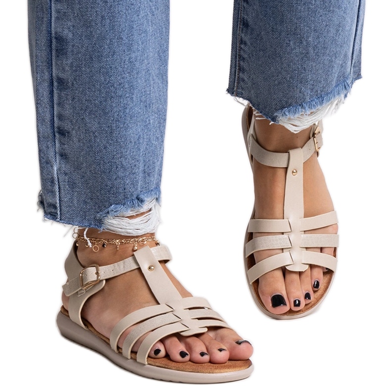 Beigefarbene Öko-Ledersandalen von Grimalda