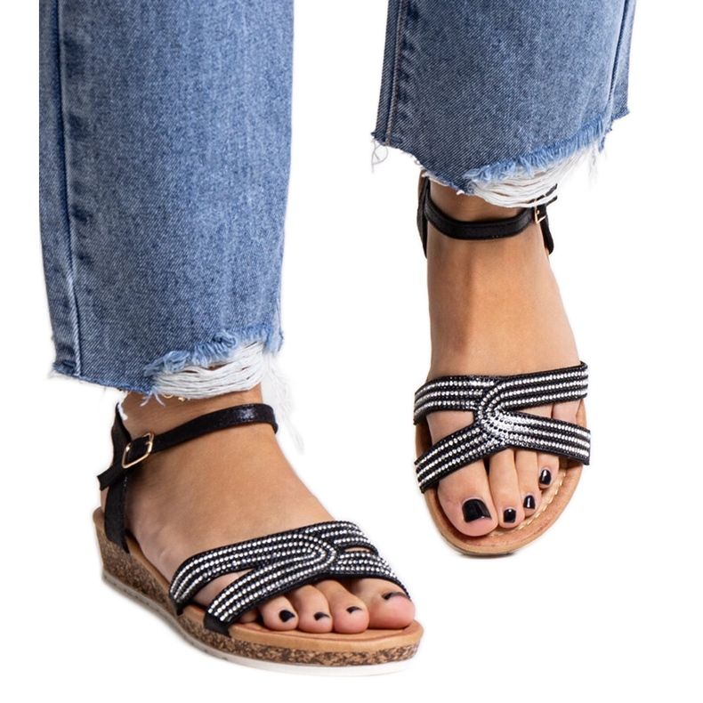 Schwarze Saila-Sandalen mit niedrigem Keilabsatz