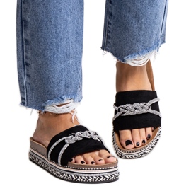 Schwarze Flip-Flops, verziert mit Kamiliana-Zirkonen