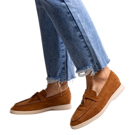 Braune Mokassins mit Metallanhänger von Fiorano