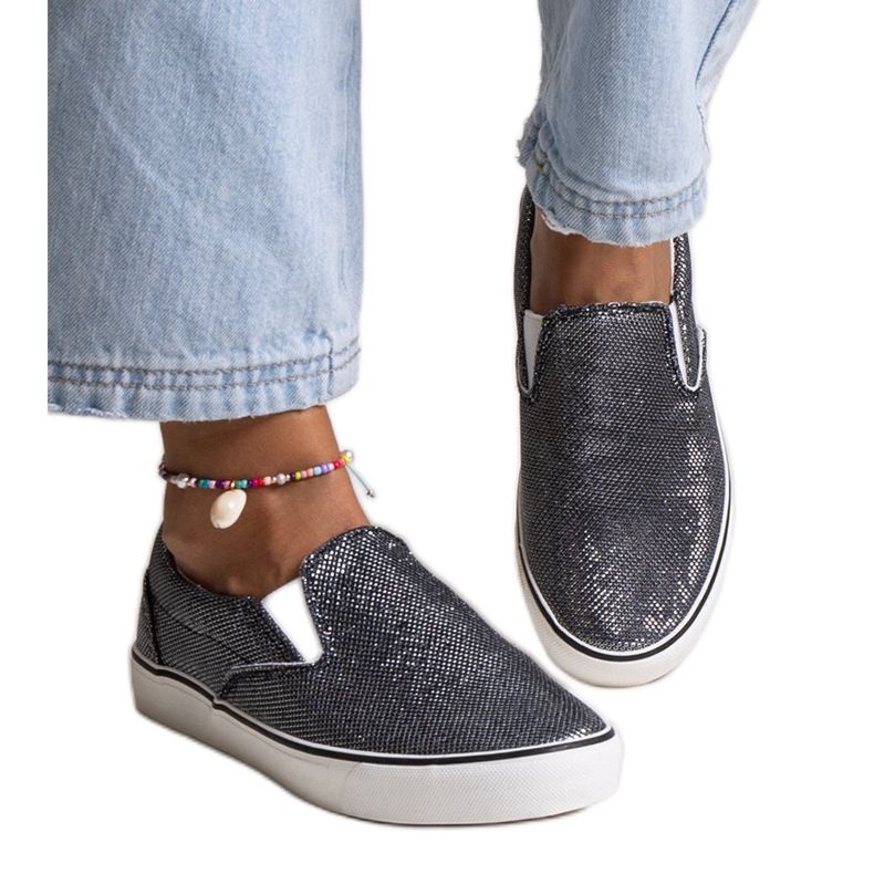 Schwarze, glänzende Lublubah-Sneaker