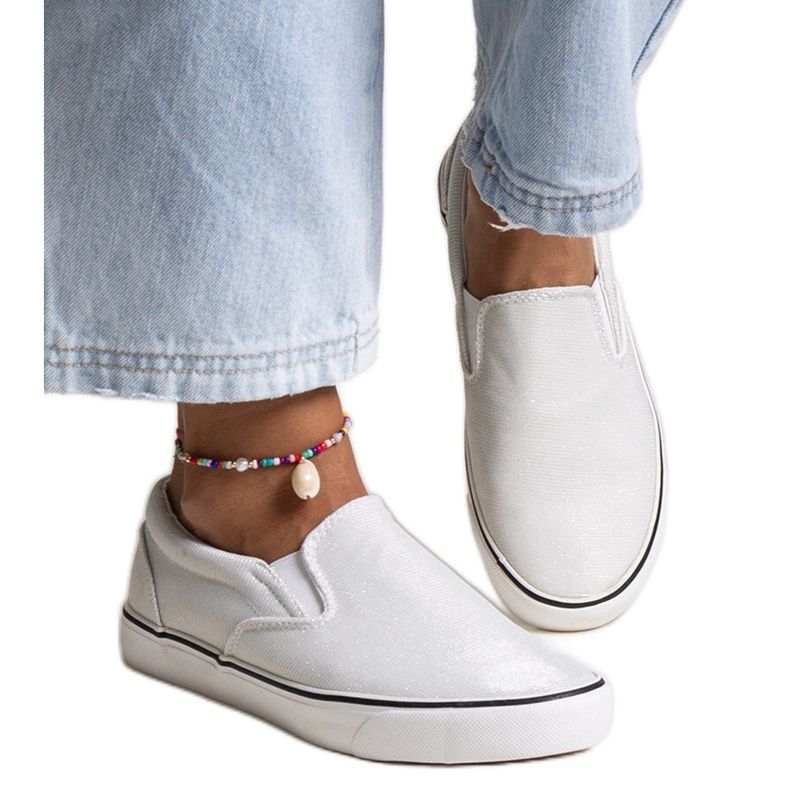 Weiße, glänzende Lublubah-Sneaker