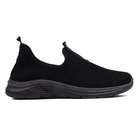 Sneaker aus schwarzem Textil