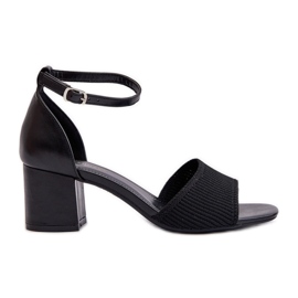 Damensandalen mit hohem Absatz in Schwarz von Desvia