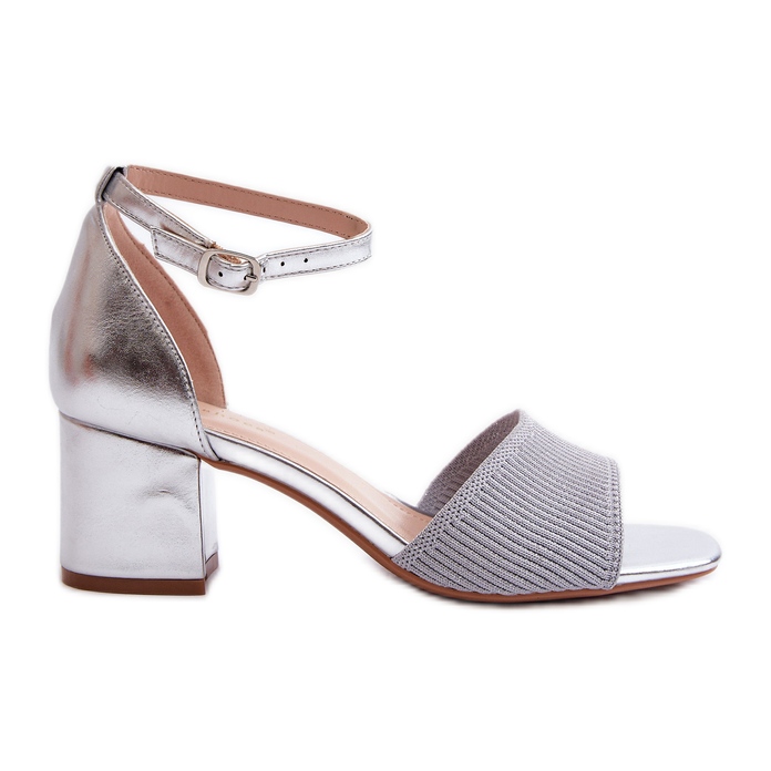 Damensandalen mit hohem Absatz in Silber von Desvia silber-