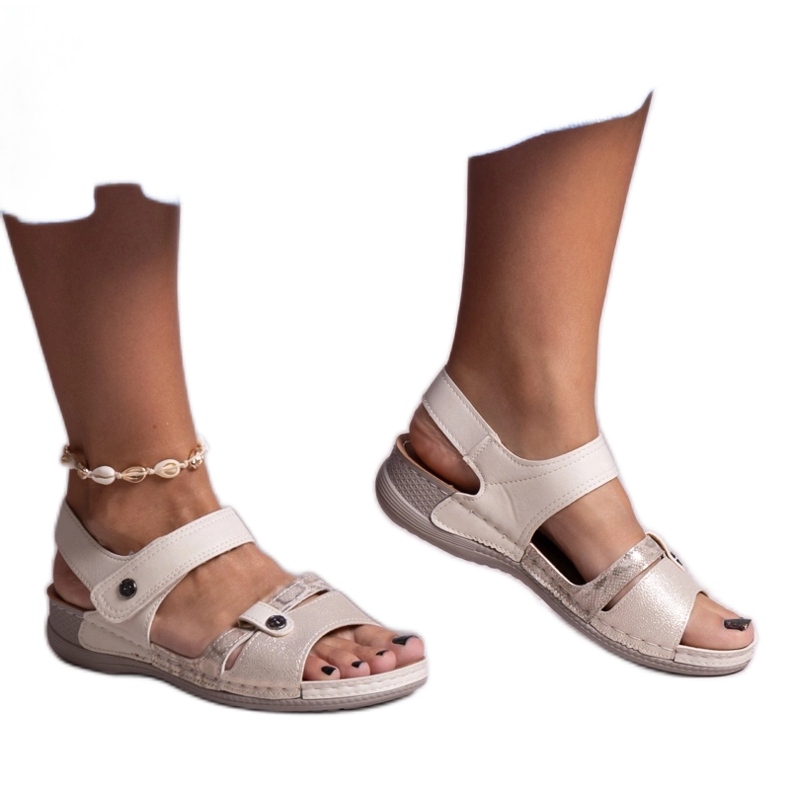 Beigefarbene Plateausandalen von Huri