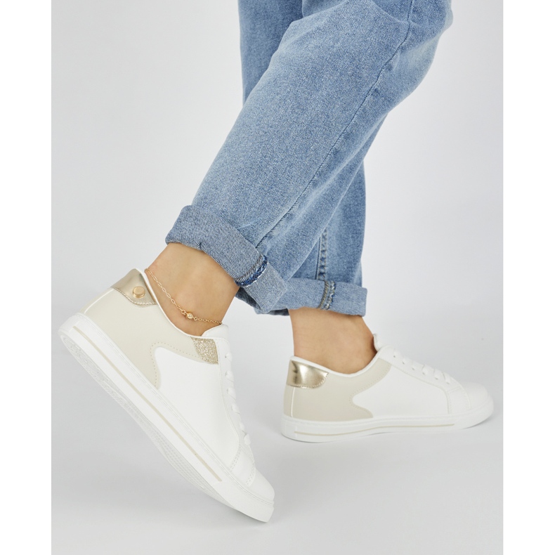 Klassischer Sportschuh für Damen weiß