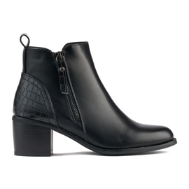 Schwarze elegante Stiefeletten