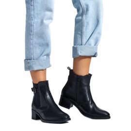Schwarze Damen-Stiefeletten mit niedrigem Absatz