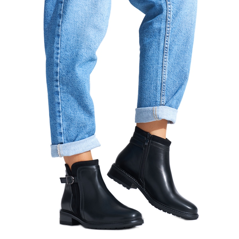 Schwarze Damen-Stiefeletten mit niedrigem Absatz