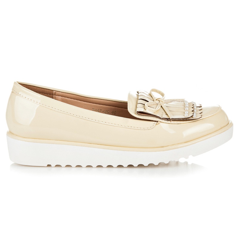 Gelb lackierte VICES Schuhe