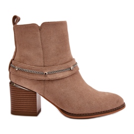 Isolierte Damenstiefel mit hohem Absatz und Kette aus Öko-Wildleder in Beige von Hanalen