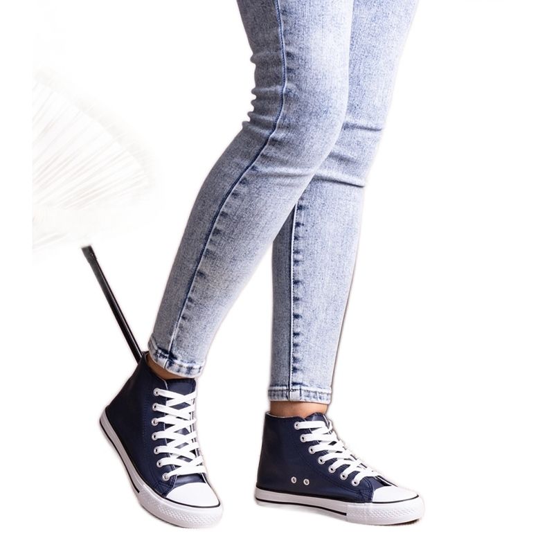 Marineblaue High-Top-Sneaker aus Öko-Leder von Boniface