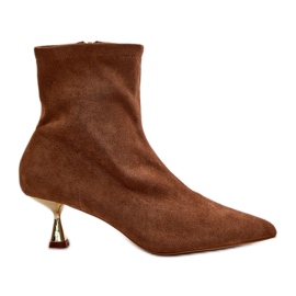 Damen-Stiefel aus Öko-Wildleder mit hohen Absätzen und spitzen Zehen in Camel Irithare braun