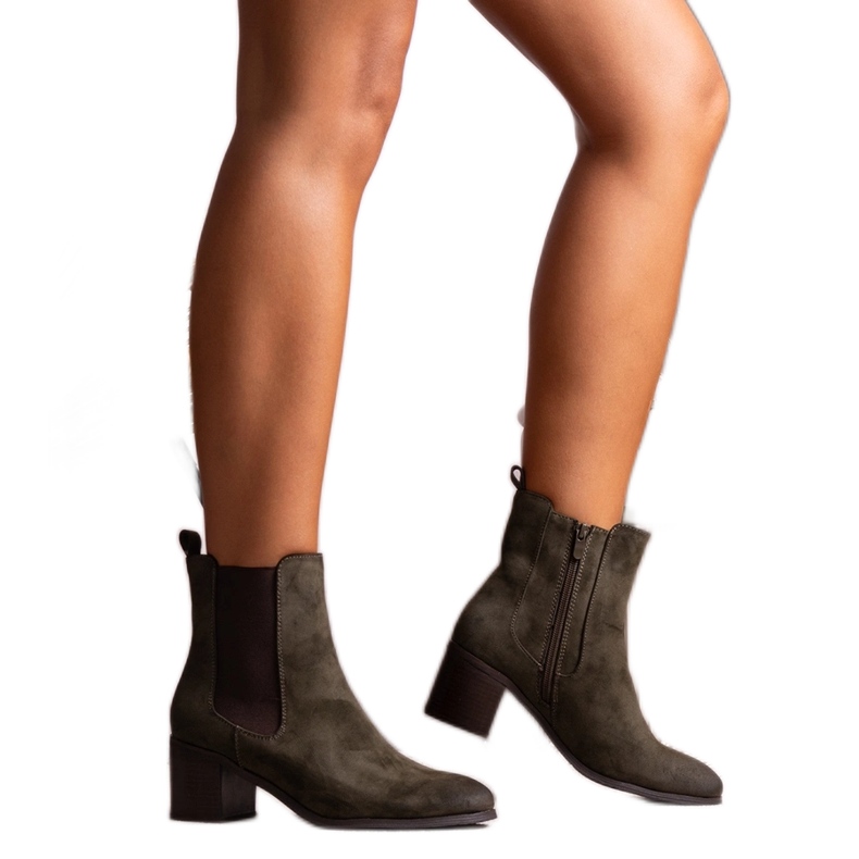 Grüne Stiefeletten von Sabriya