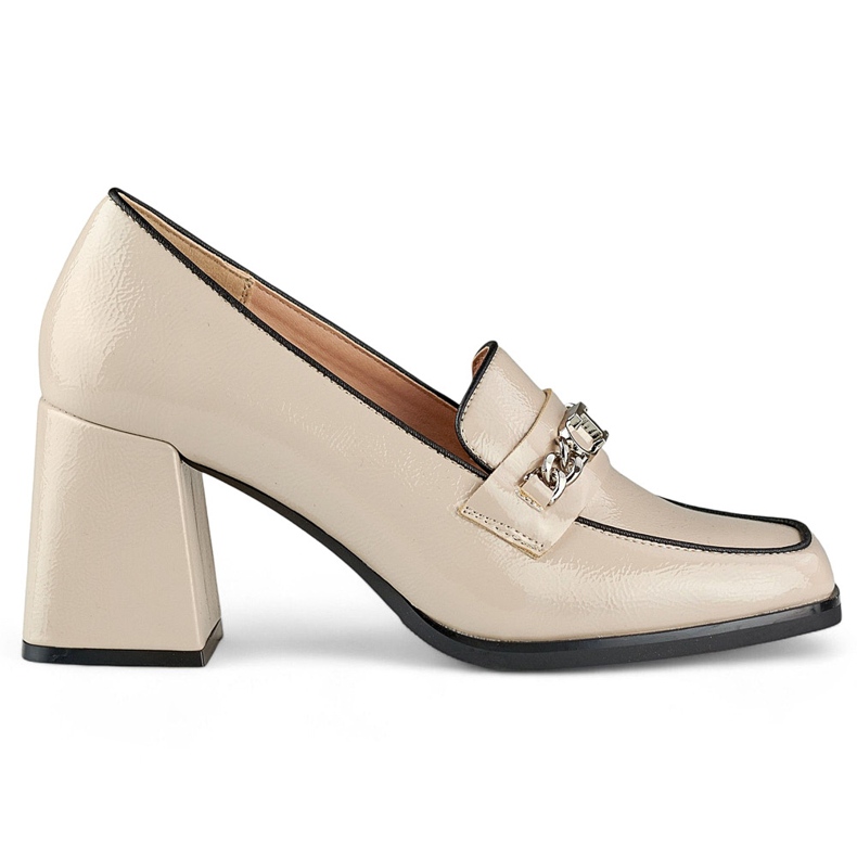 Beige elegante Lackschuhe mit hohen Absätzen