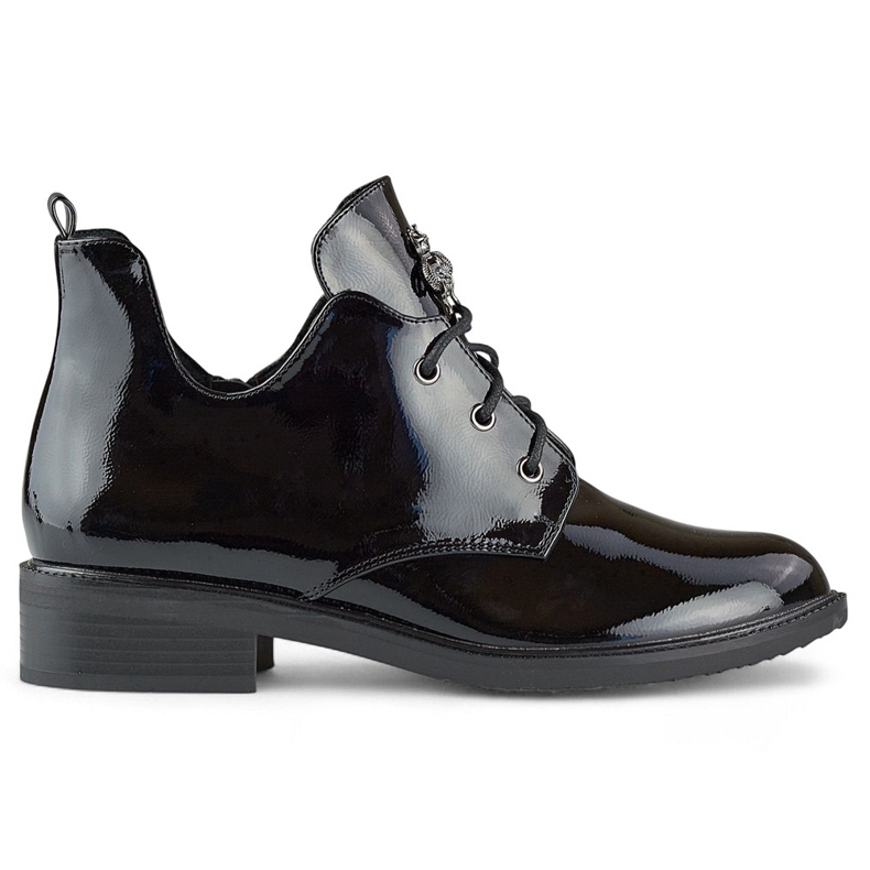 Schwarze Schnürstiefeletten aus Lackleder mit flacher Sohle