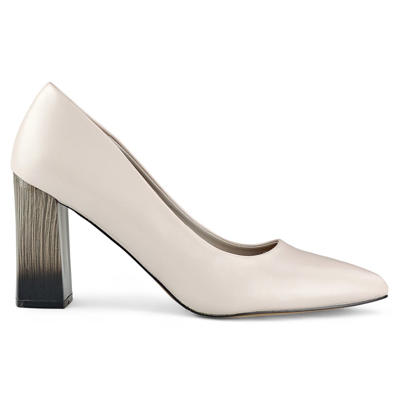 Beigefarbene Pumps mit hohen Absätzen und Lederinnensohle
