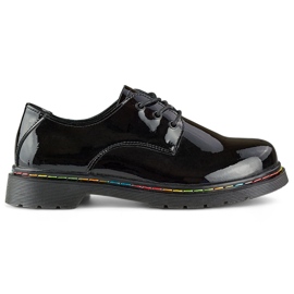 Damen-Oxfords aus schwarzem Lackleder, Naturleder