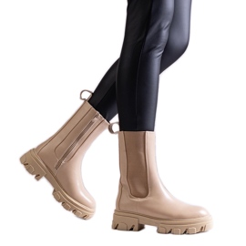 Beigefarbene hohe Stiefeletten aus Manera-Öko-Leder