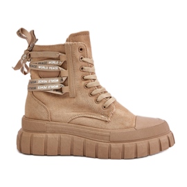 Braune Damenstiefel auf dem Plateau mit Zierschnürung Edidda