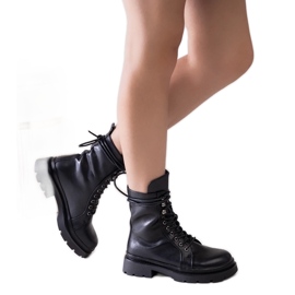 Schwarze, isolierte Tuima-Wanderstiefel