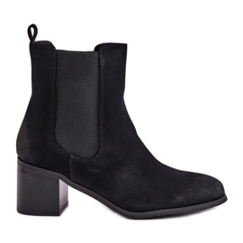Isolierte Damenstiefel mit hohem Absatz in Schwarz von Radeya