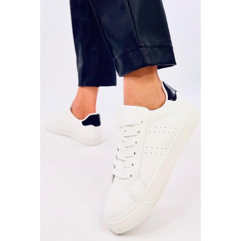 Schwarze Damen-Sneaker weiß