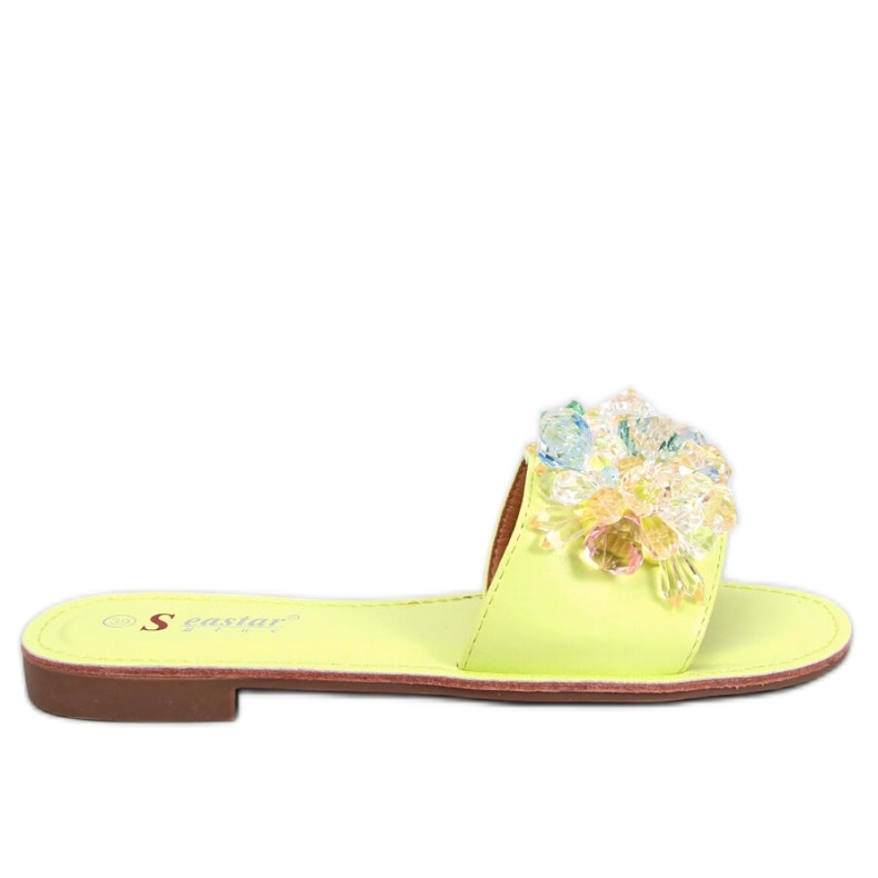 Grüne Hausschuhe mit farbigen Steinen