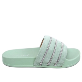 Hausschuhe aus grünem Zirkonia