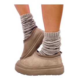 Khakifarbene kurze Schneestiefel beige