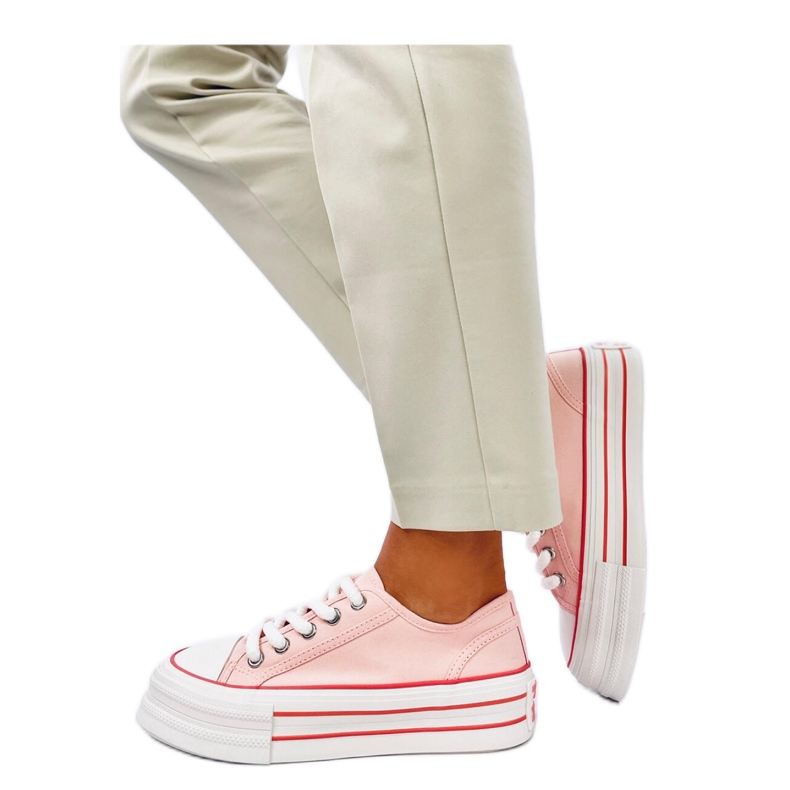 Rosafarbene Sneakers mit doppelter Sohle