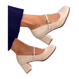 Pumps mit hohem Absatz im Mary-Jane-Stil in Beige