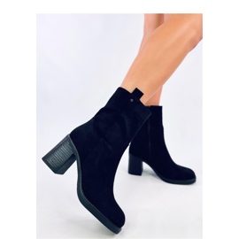 Salifi Schwarze Stiefeletten mit weitem Absatz - Inello