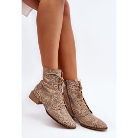 Step in style Stiefel Modell Maciejka 06391-04 Beige – Treten Sie ein mit Stil