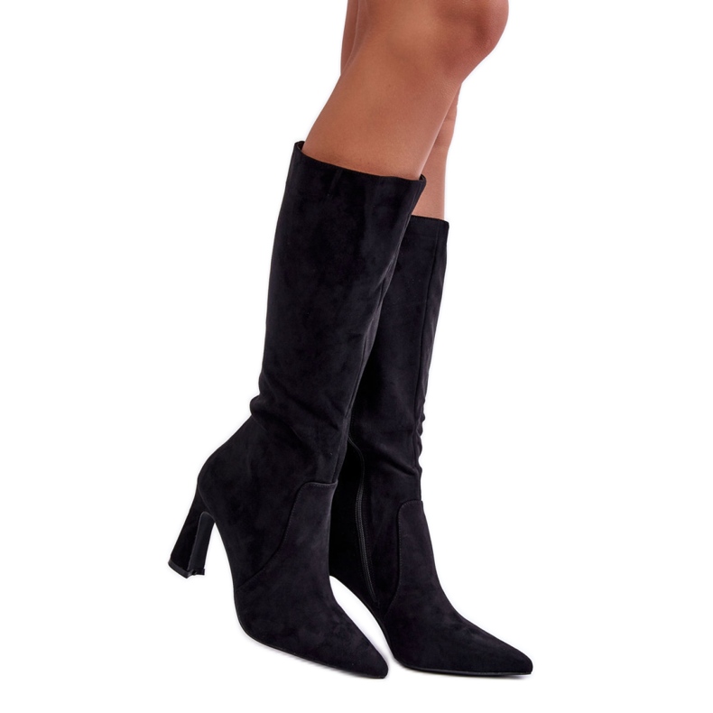 Schwarze Wildlederstiefel mit hohem Absatz