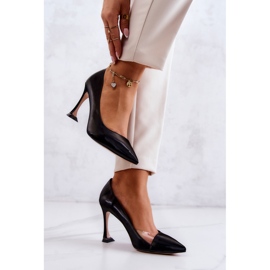 F6102 Schwarze Stilettos