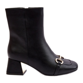 Stiefeletten mit hohem Absatz und schwarzer Verzierung